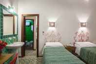 Bedroom Hotel Villa Rosa