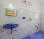In-room Bathroom 5 Oceanic Pearl Beach Guest House