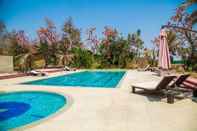 Swimming Pool Jharna Resort
