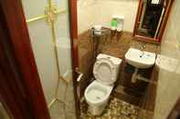 ห้องน้ำภายในห้อง European Hostel