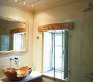 Phòng tắm bên trong 7 Papaevangelou Hotel