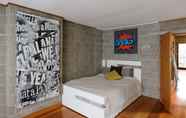 Kamar Tidur 5 Retro House