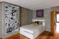 Kamar Tidur Retro House