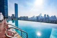 Kolam Renang Fraser Suites Shenzhen