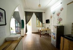 Others 3 Zostay Apartment