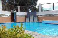 Swimming Pool D'Mariners Hotel