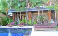 Swimming Pool 6 Puri Anom Guest House