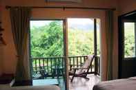 ห้องนอน Khaosok River Home Resort