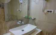 Toilet Kamar 2 Paramount Tower