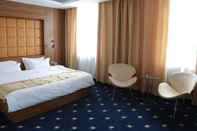 Bedroom Puma Imperial Hotel