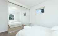 Bedroom 3 Central Bondi Apartment New H321