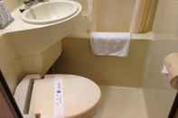 Toilet Kamar Tourist Hotel