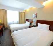 Bedroom 6 GreenTree Inn Suzhou Kunshan Bacheng Town Hubin North Road Business Hotel