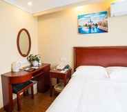 Bedroom 7 GreenTree Inn Suzhou Kunshan Paris Spring Express Hotel