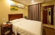 Kamar Tidur 5 GreenTree Inn Suzhou Kunshan Paris Spring Express Hotel