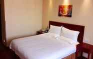 Kamar Tidur 6 GreenTree Inn Suzhou Kunshan High Speed Rail Station Hengshan Road Express Hotel