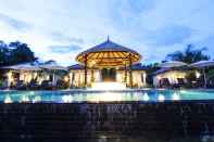 Swimming Pool Verona Lanta Resort