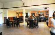 Restoran 4 Carlon's Hotel