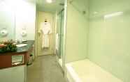 Toilet Kamar 7 B P International