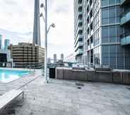 Swimming Pool 5 QuickStay - Breathtaking 3-Bedroom in the Heart of Downtown