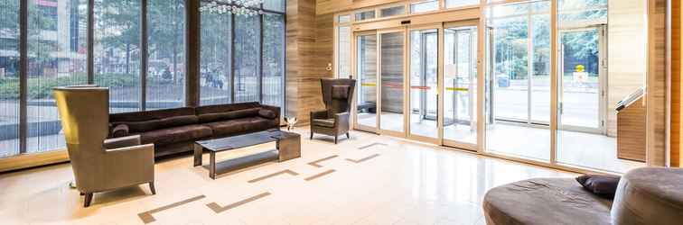 Lobby QuickStay - Breathtaking 3-Bedroom in the Heart of Downtown