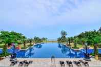 Swimming Pool Wyndham Garden Wenchang Nanguo