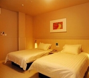 ห้องนอน 7 Jinjiang Inn Guangzhou Sanyuanli Street Heyi Street