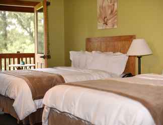 Kamar Tidur 2 Champions Black Bear Lodge