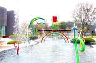 Swimming Pool Renaissance Suzhou Taihu Lake Hotel