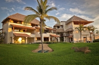 ภายนอกอาคาร Las Palmas Luxury Villas