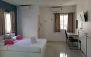 Kamar Tidur 4 Sukwimol Place Hotel