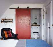 Bedroom 3 Artist Residence Oxfordshire