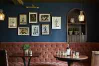 Bar, Cafe and Lounge Artist Residence Oxfordshire