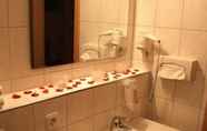 Toilet Kamar 4 Hotel Zur Morschbach