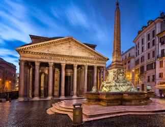 Exterior 2 Colonna Suite Luxury - Pantheon