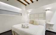 Bedroom 6 Colonna Suite Luxury - Pantheon