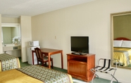 Bedroom 7 Red Roof Inn & Suites Monroe, NC