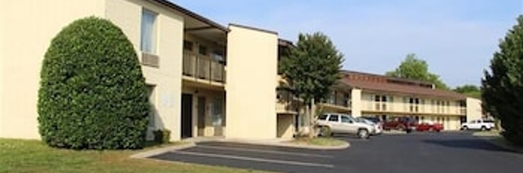 Exterior Red Roof Inn & Suites Monroe, NC