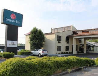 Exterior 2 Red Roof Inn & Suites Monroe, NC