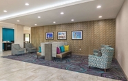 Lobby 7 La Quinta Inn & Suites by Wyndham Dallas - Wylie