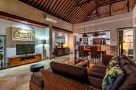 Lobby Villa Livo