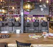 Bar, Kafe, dan Lounge 3 MOXY London Heathrow Airport