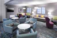 Quầy bar, cafe và phòng lounge Residence Inn by Marriott Near Universal Orlando™