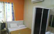 Kamar Tidur 3 Motel TwoU