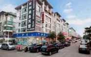 Luar Bangunan 6 Yiwu Chuzhou Hotel