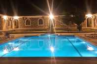 Swimming Pool Nemrut Euphrat Hotel