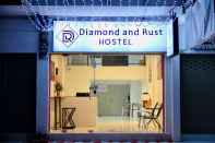 Lobi Diamond & Rust Hostel