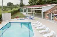 Swimming Pool Amazilia Hotel