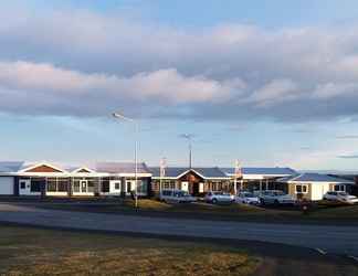 Exterior 2 Reykjanes Guesthouse