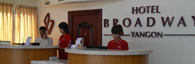 Lobby Hotel Broadway Yangon